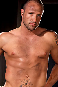 picture of muscular porn star Kent Larson | hotmusclefucker.com