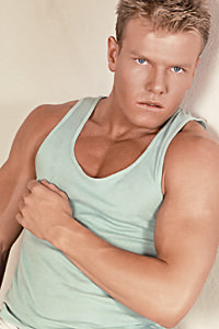 Picture of Steve Gibson Picture of Steve Gibson