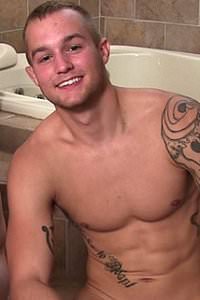 picture of muscular porn star Andrew II | hotmusclefucker.com